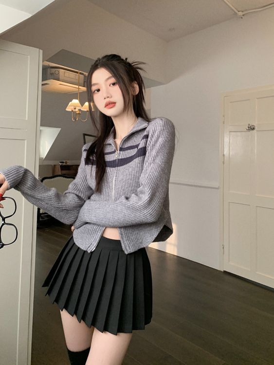 Maxct Vintage Striped Zip Up Cropped Cardigan