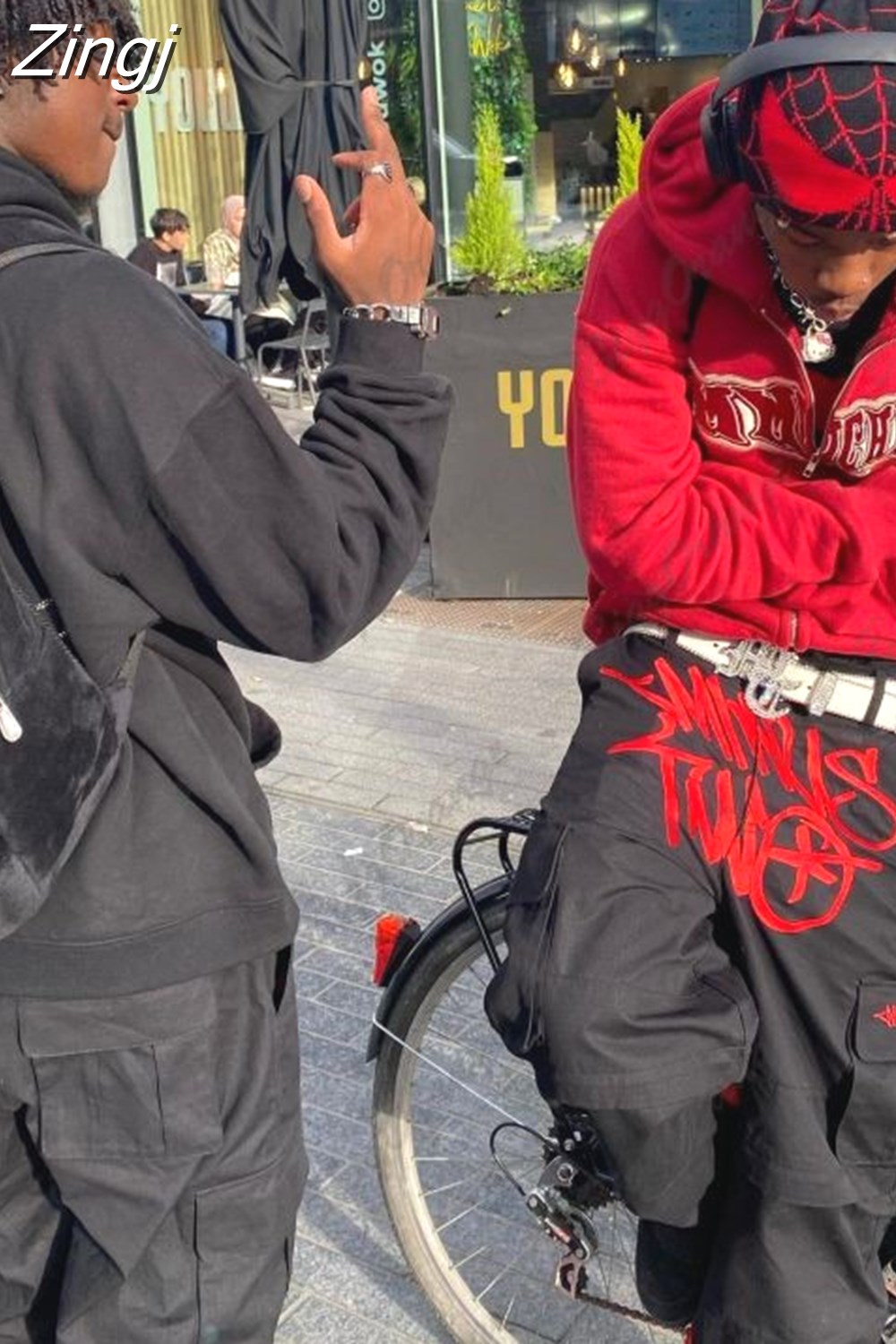 Men's Graffiti-Print Wide-Leg Cargo Pants