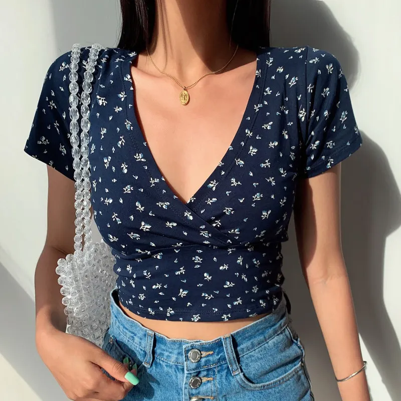 Maxct French retro floral V-neck short-sleeved T-shirt Slim slimming wild high waist T-shirt women's top