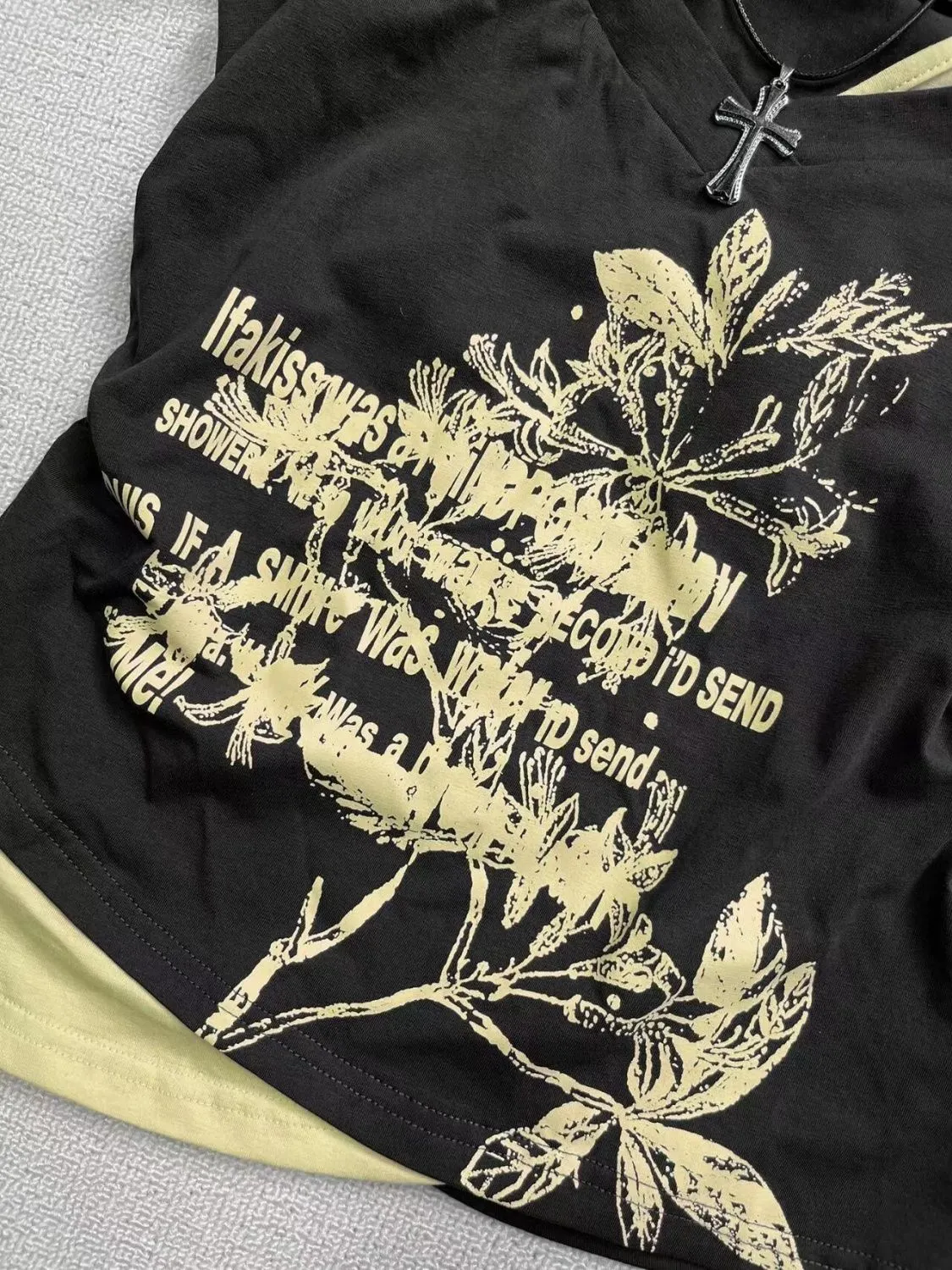 Retro Fake Two-piece Halterneck Printed T-shirt Women Y2K Streetwear Hot Girl Slim Off Shoulder Millennium Harajuku Casual Top