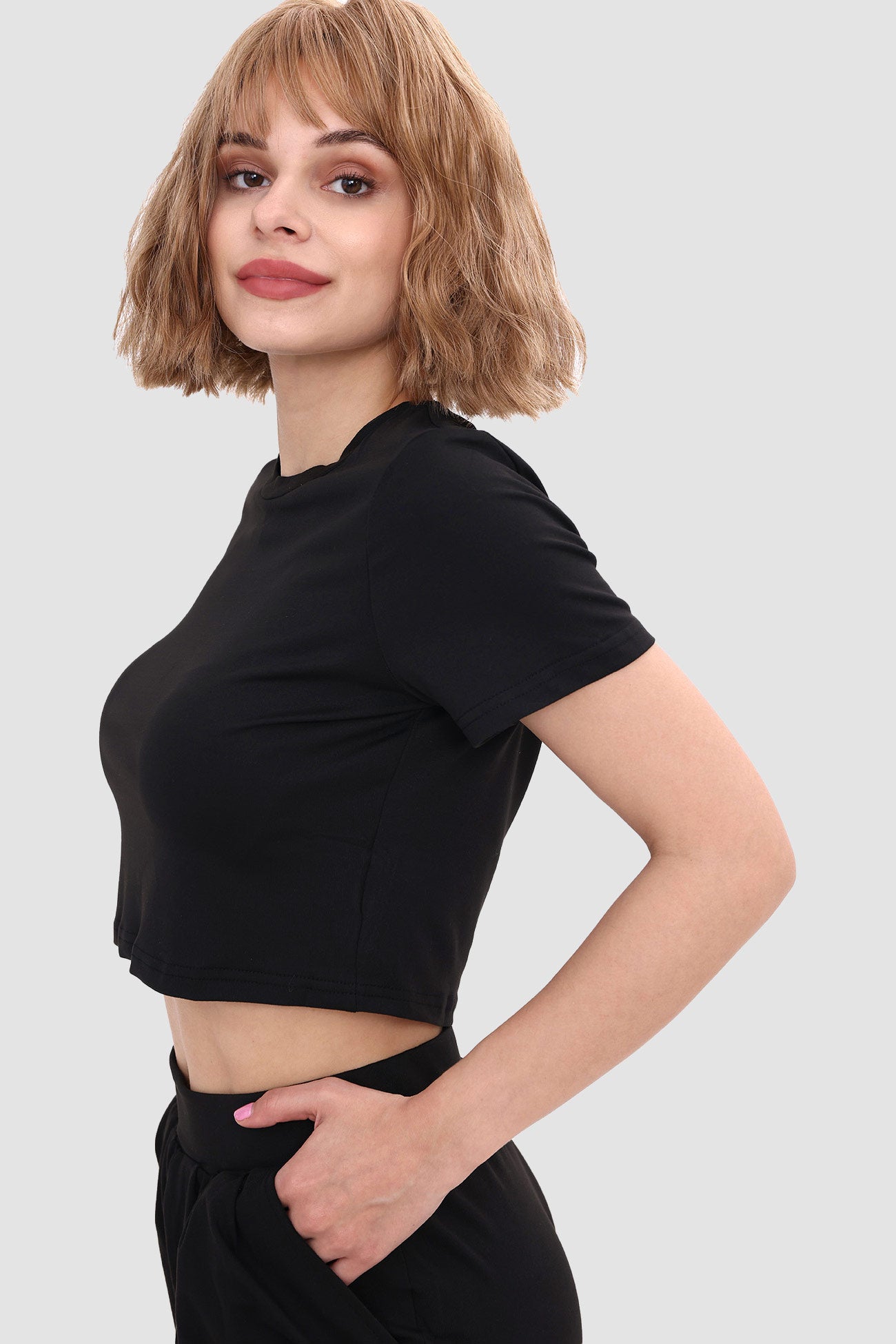 Maxct Short-sleeved T-shirt & Trousers Two-piece Set - Image 6