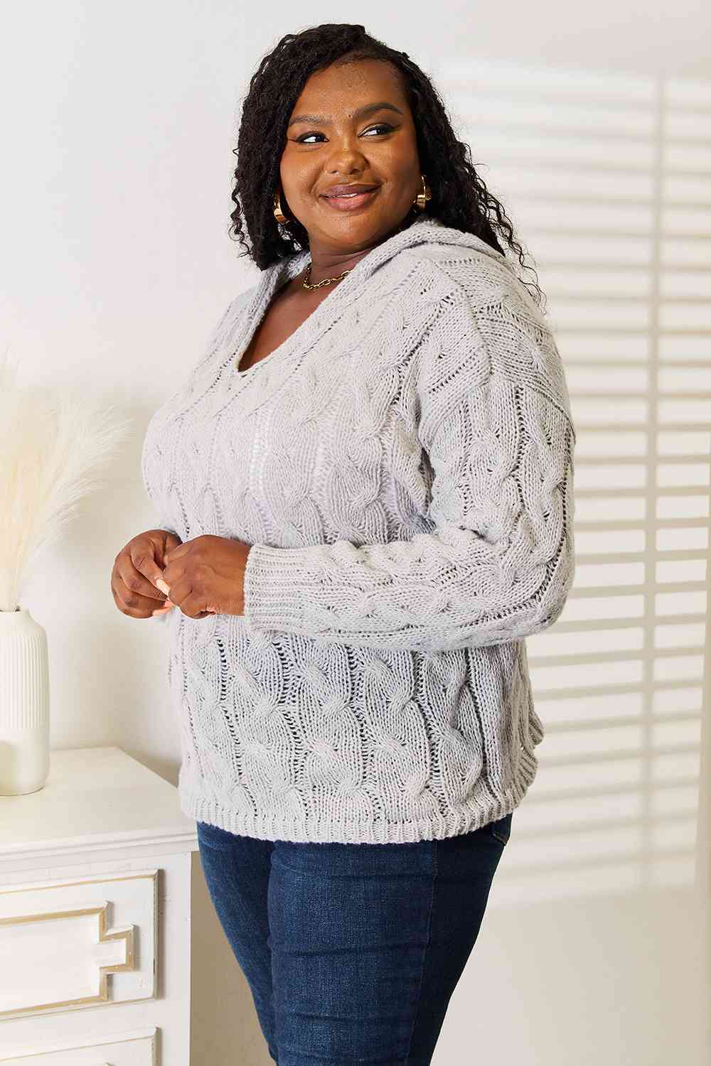 Maxct &Woven Right Cable-Knit Hooded Sweater