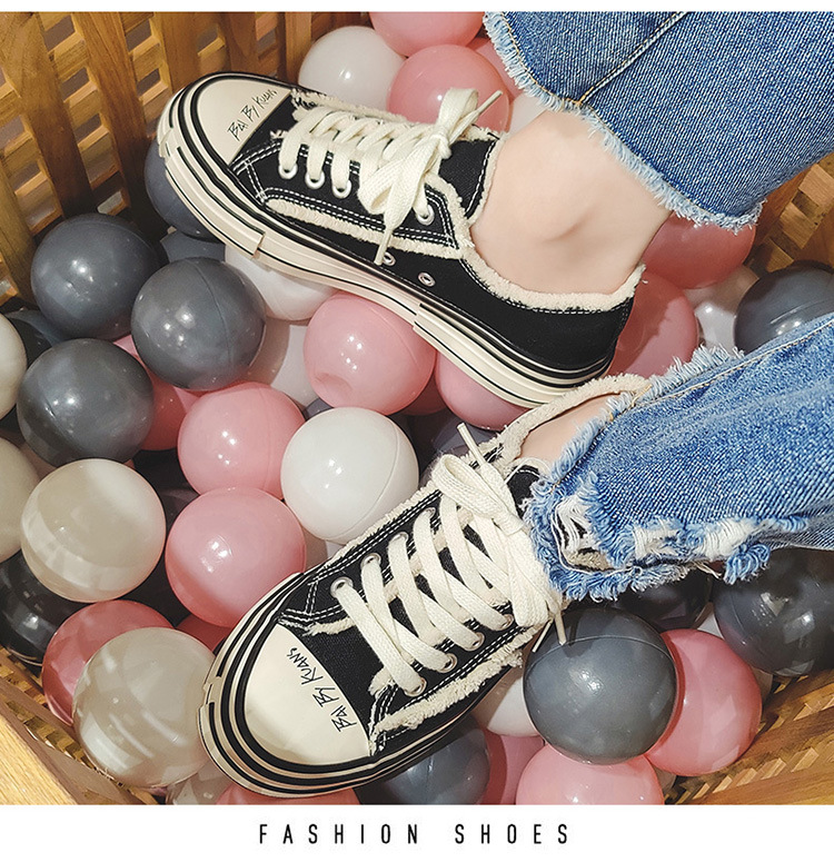 Unisex Chunky Sneakers - Thick Sole. Low Top. Vulcanized