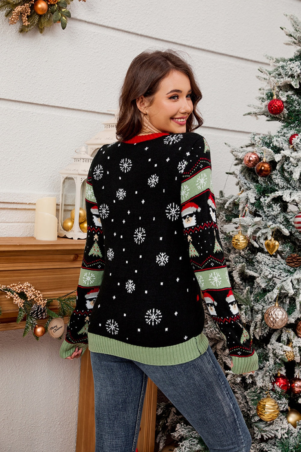 Maxct &Contrast Christmas Pattern Round Neck Sweater