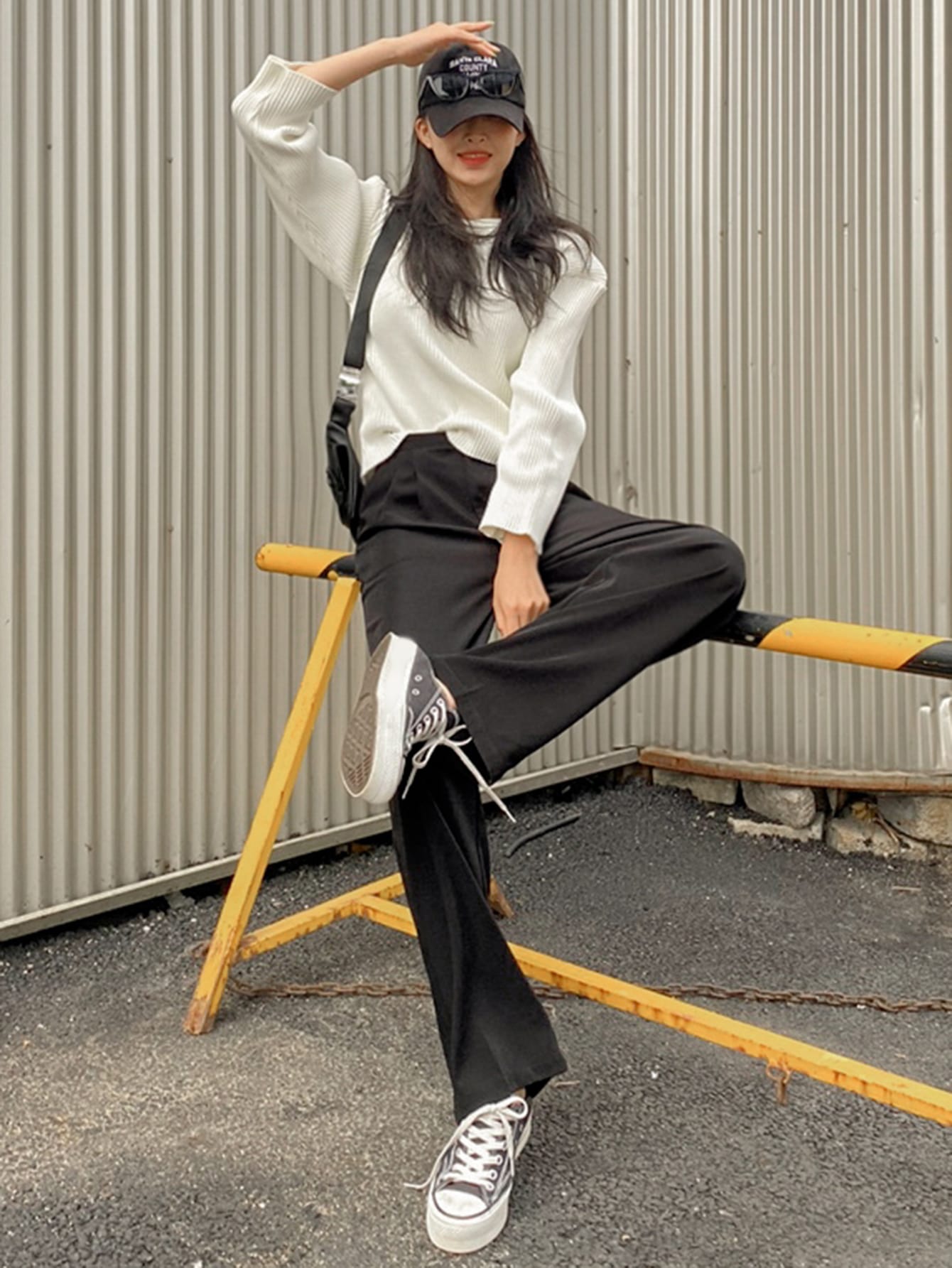 Maxct Solid Plicated Tailored Pants