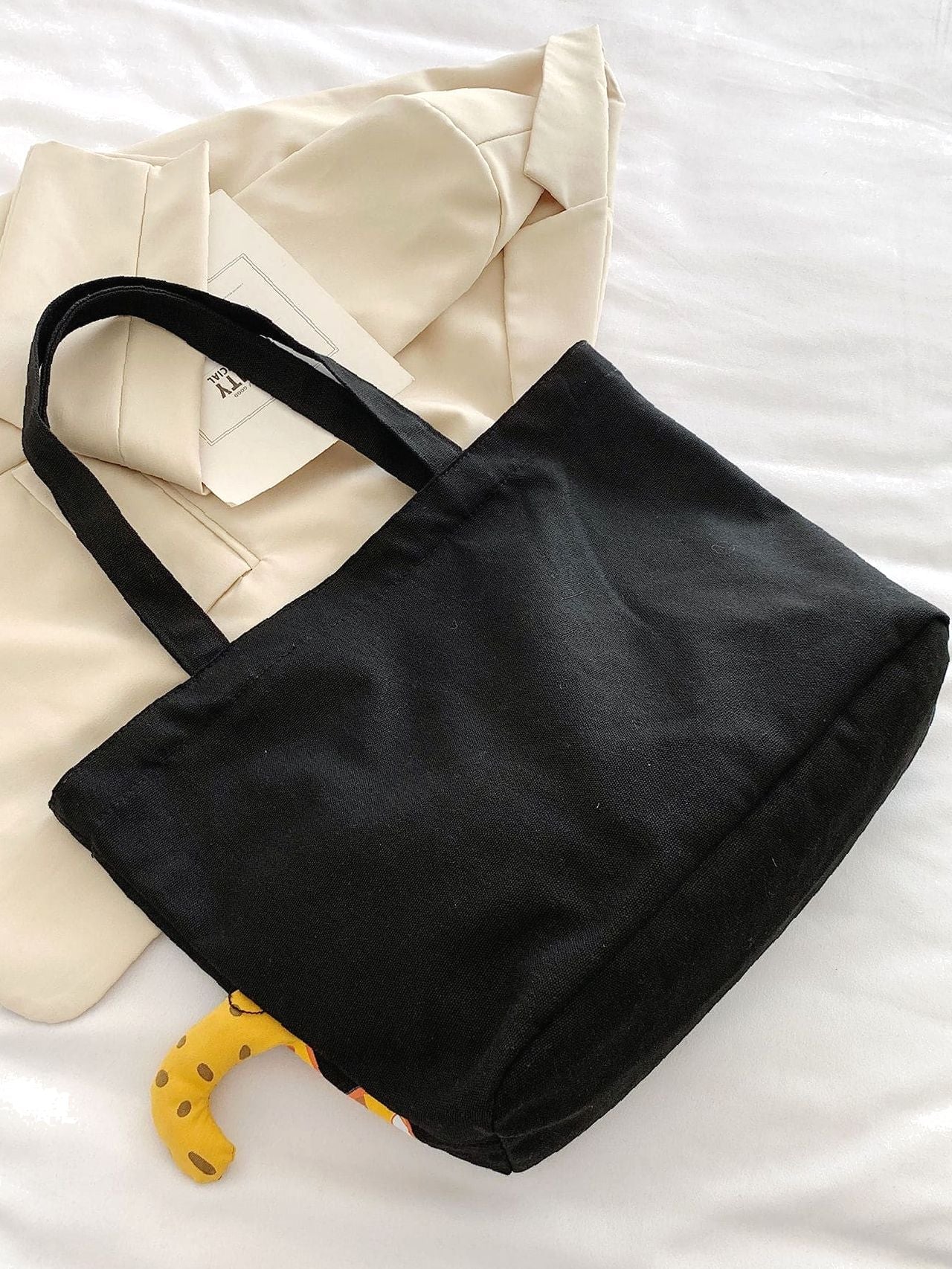 Maxct - Cartoon Graphic Zipper Shopper Bag  - Women Tote Bags