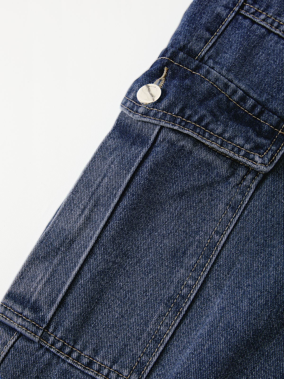 Washed Mid Waist Pocket Cargo Jeans Maxct