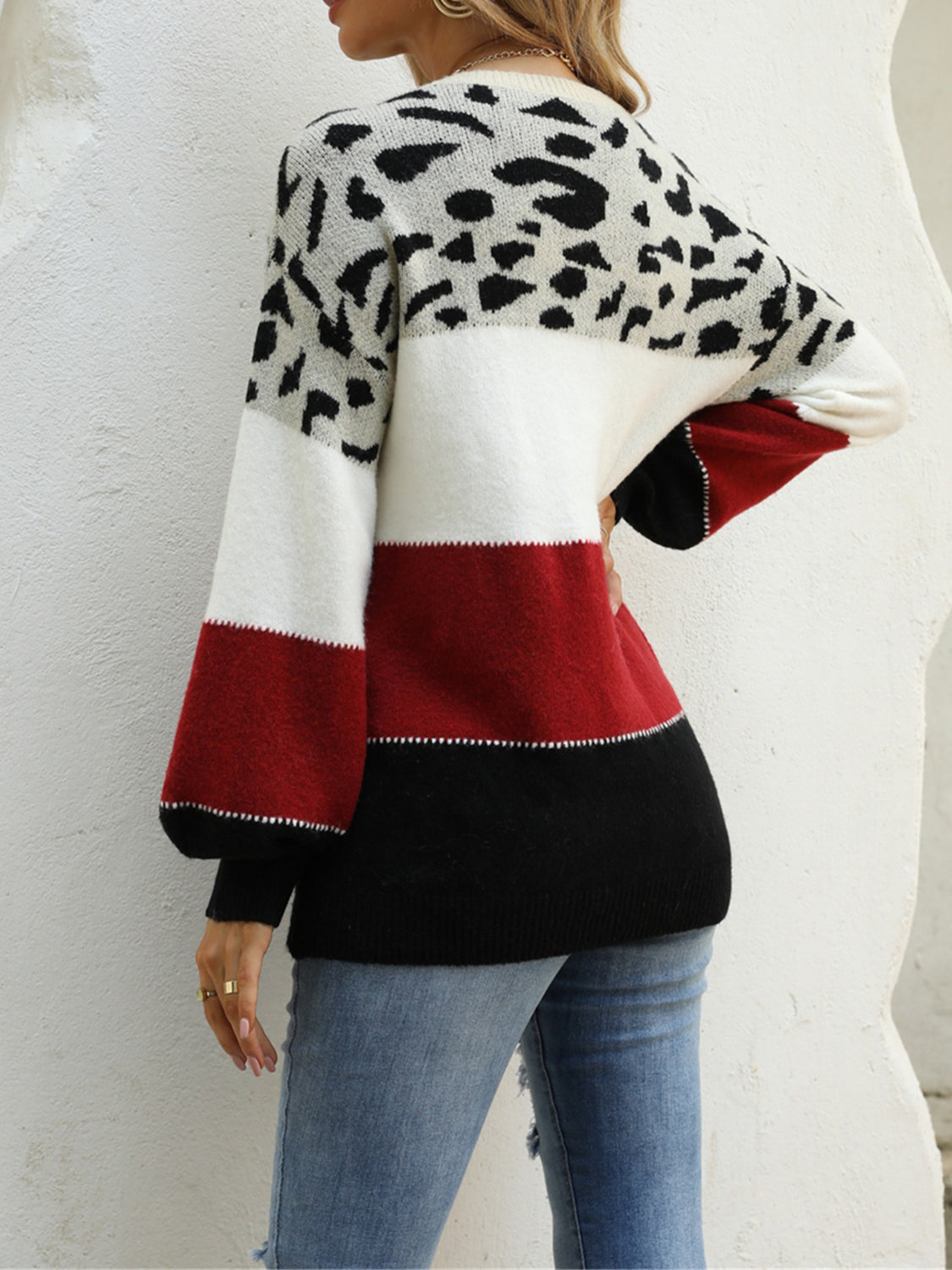 Maxct &Color Block Round Neck Sweater