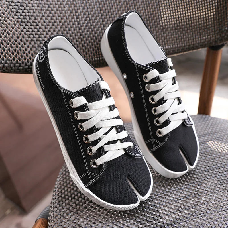 Tabi Sneakers Splashing Ink Canvas - Women's Split Toe Shoes Maxct
