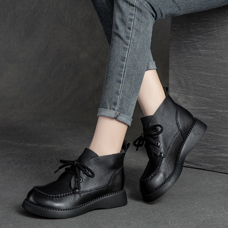 Women Spring Retro Fashionable Leather Lace Up Boots