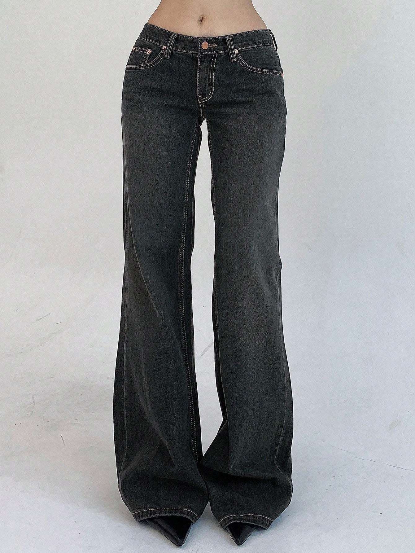 Maxct Women's Fashionable Flared Denim Pants With Pockets