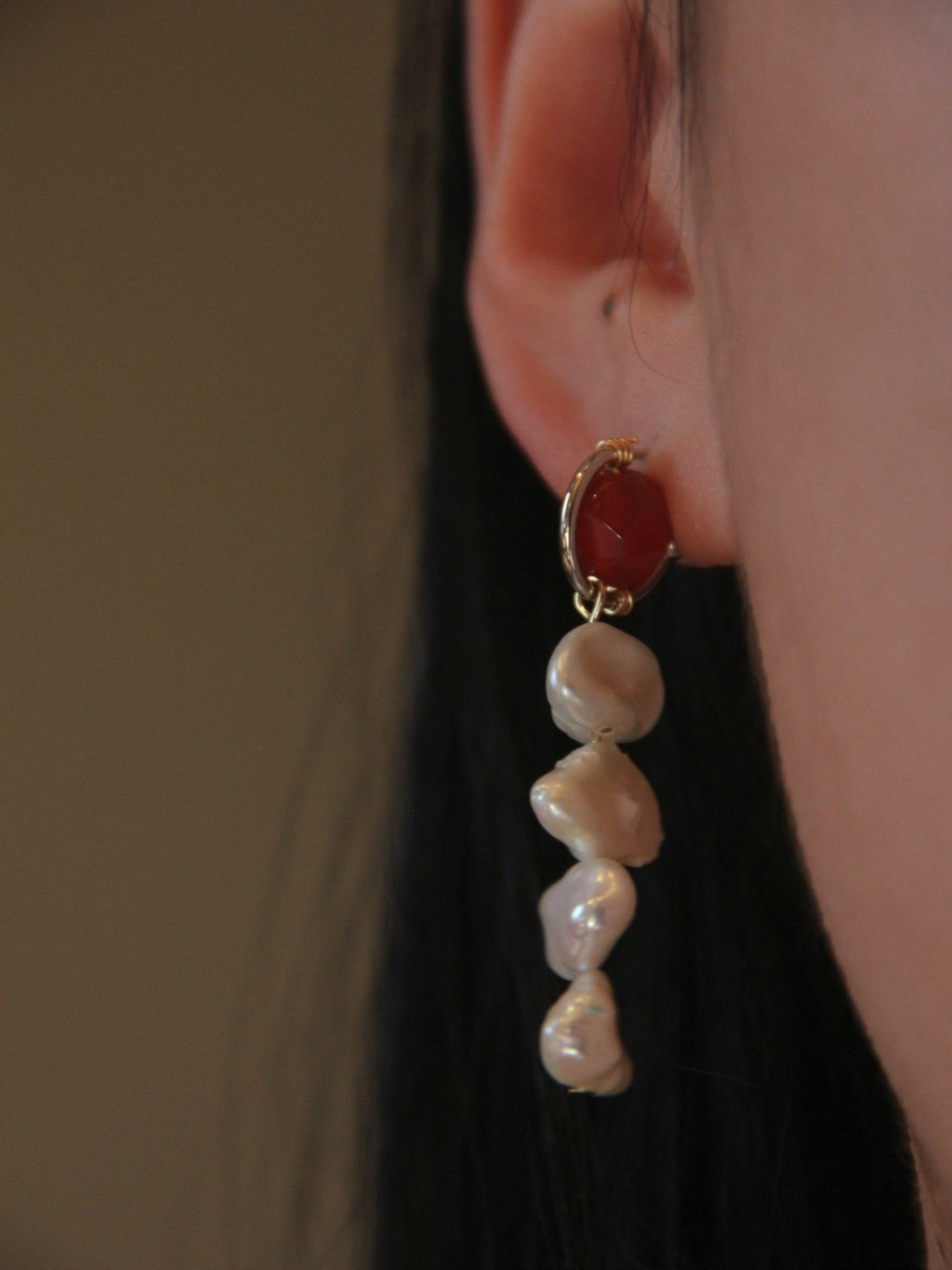 「Chinoiserie」Red Agate Pearl Dangle Earrings