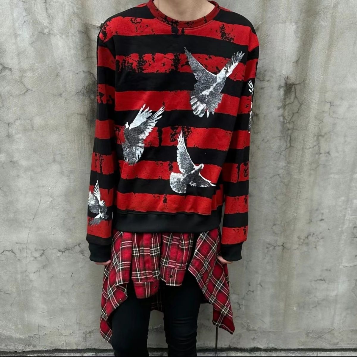 High street-inspired pigeon-print long-sleeved pullovers sweatshirts men women street tie-dye stripe panels versatile harajuku