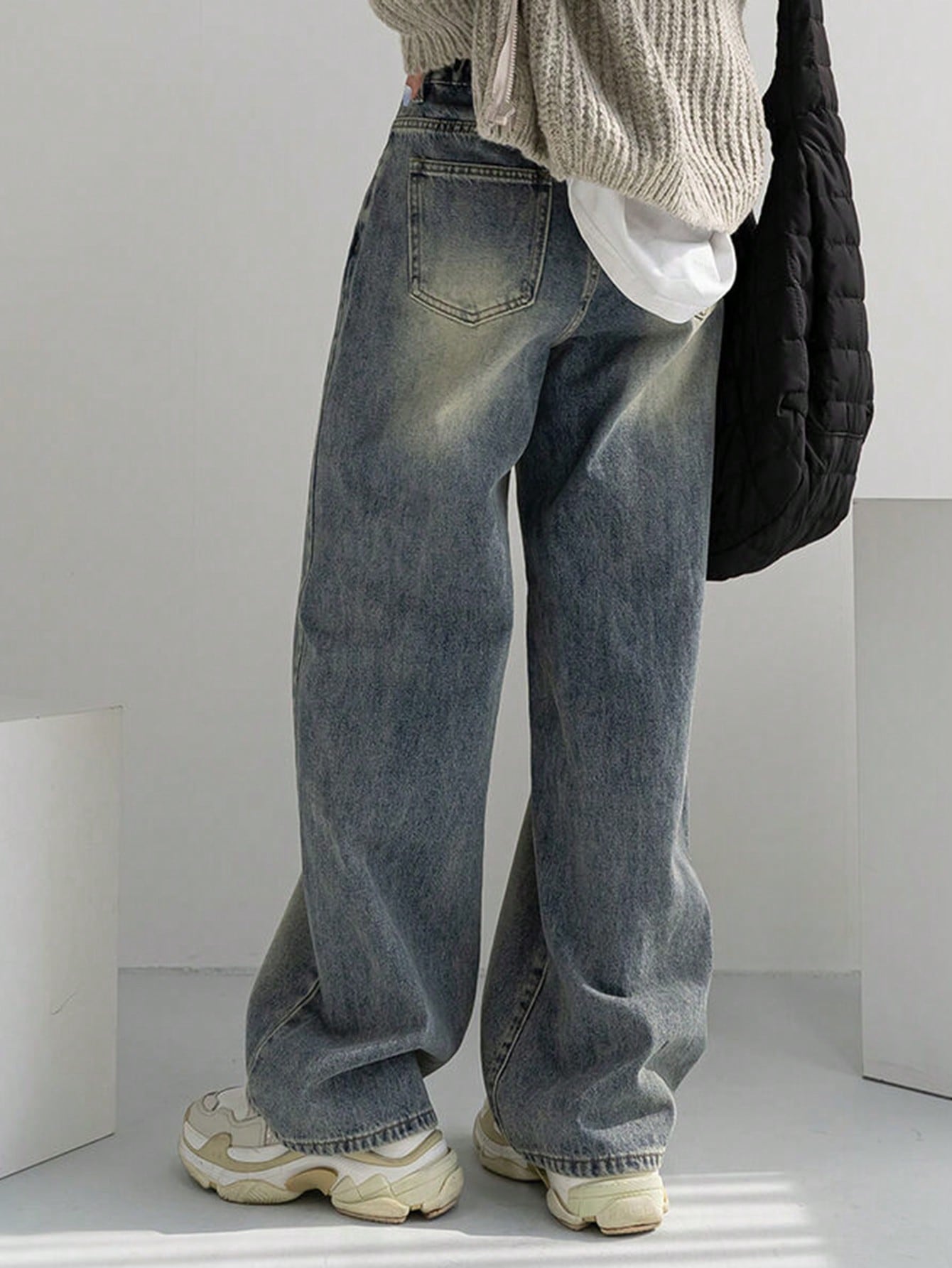 Maxct Women Elastic Waist Straight-Leg Denim Pants With Street Style Water Washed And Grinding White Finish