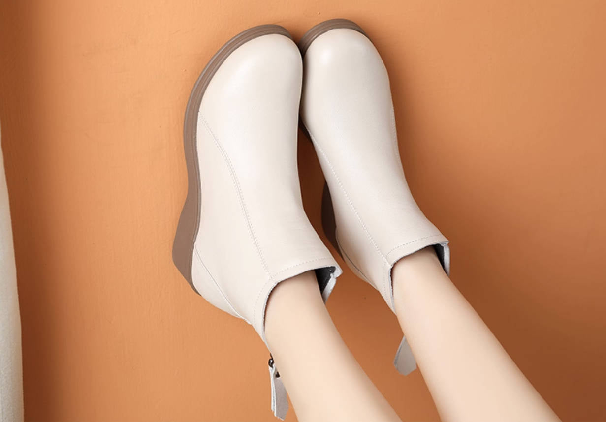 Women Winter Leather Round Toe Platform Soft Sole Warm Plush Boots