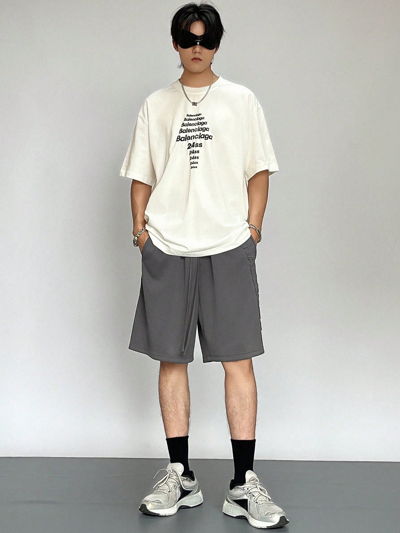 Maxct Men Summer Solid Color Drawstring Shorts With Letter Print