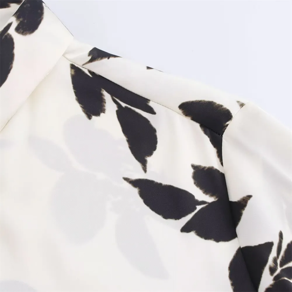 Autumn New Product Women's Casual Versatile Flower Printed Silk Texture Long Sleeve Collar Shirt