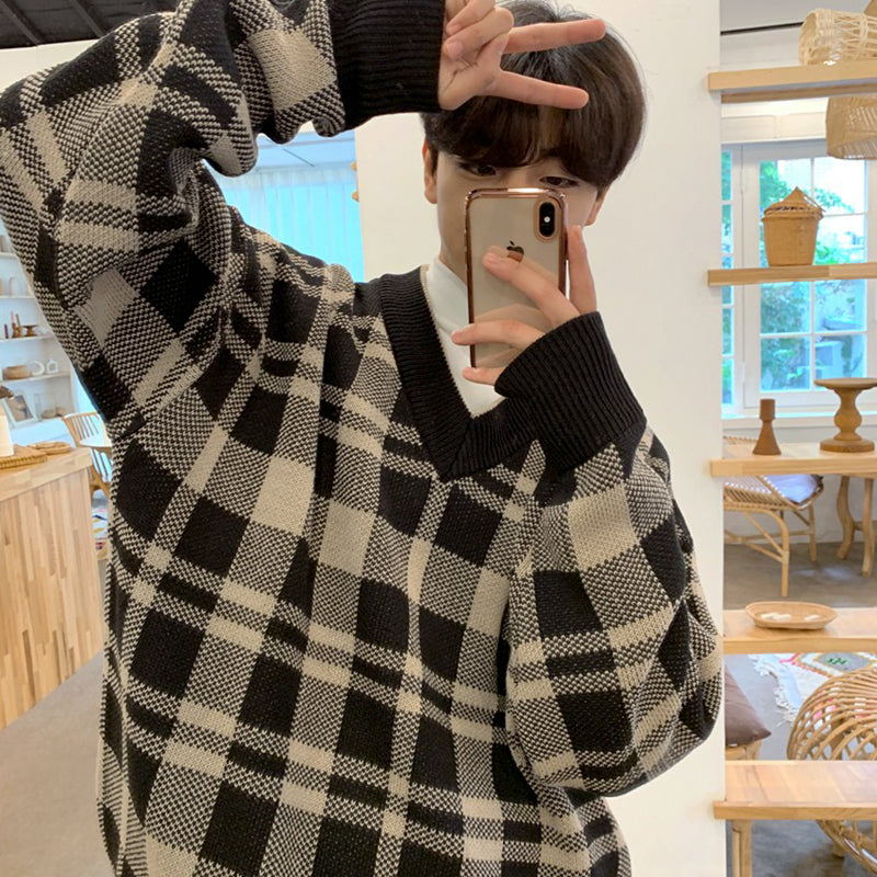 Maxct 1142 Plaid V-Neck Sweater