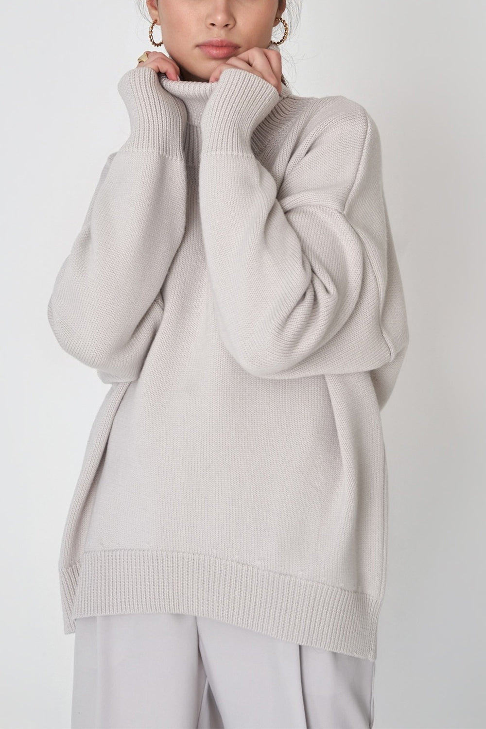 Maxct &Turtle Neck Dropped Shoulder Sweater