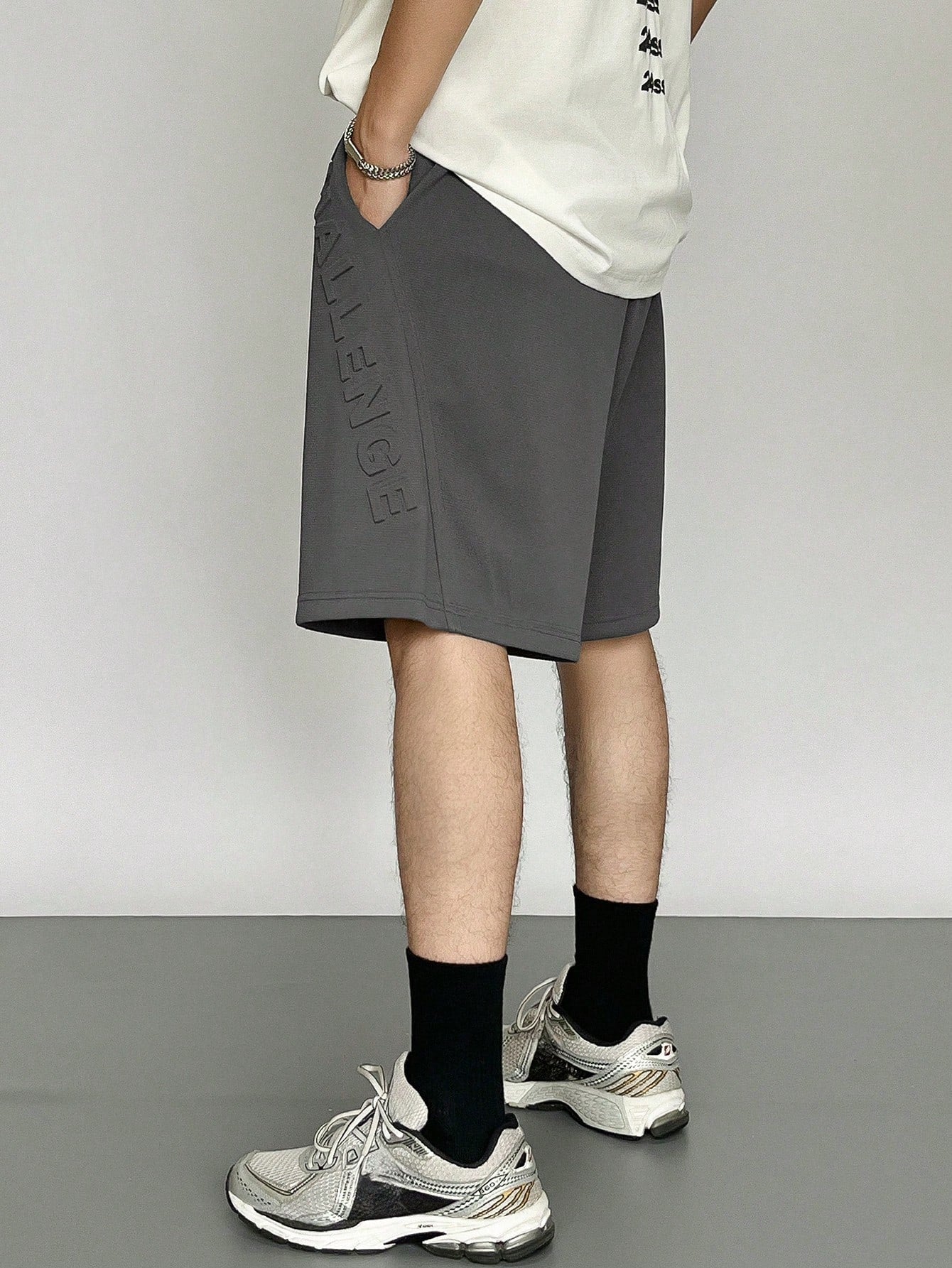 Maxct Men Summer Solid Color Drawstring Shorts With Letter Print