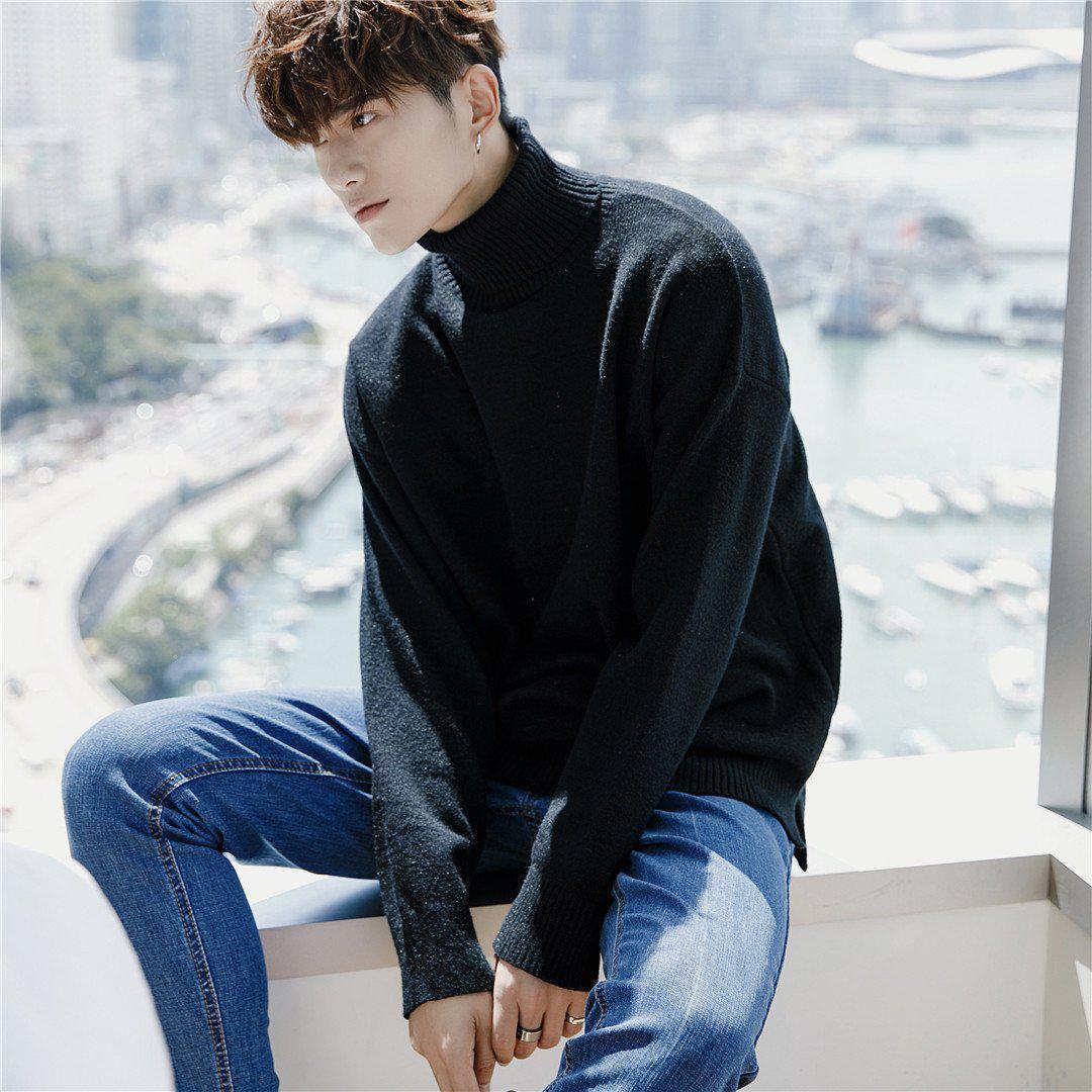 Maxct Black Loose Turtleneck Sweater