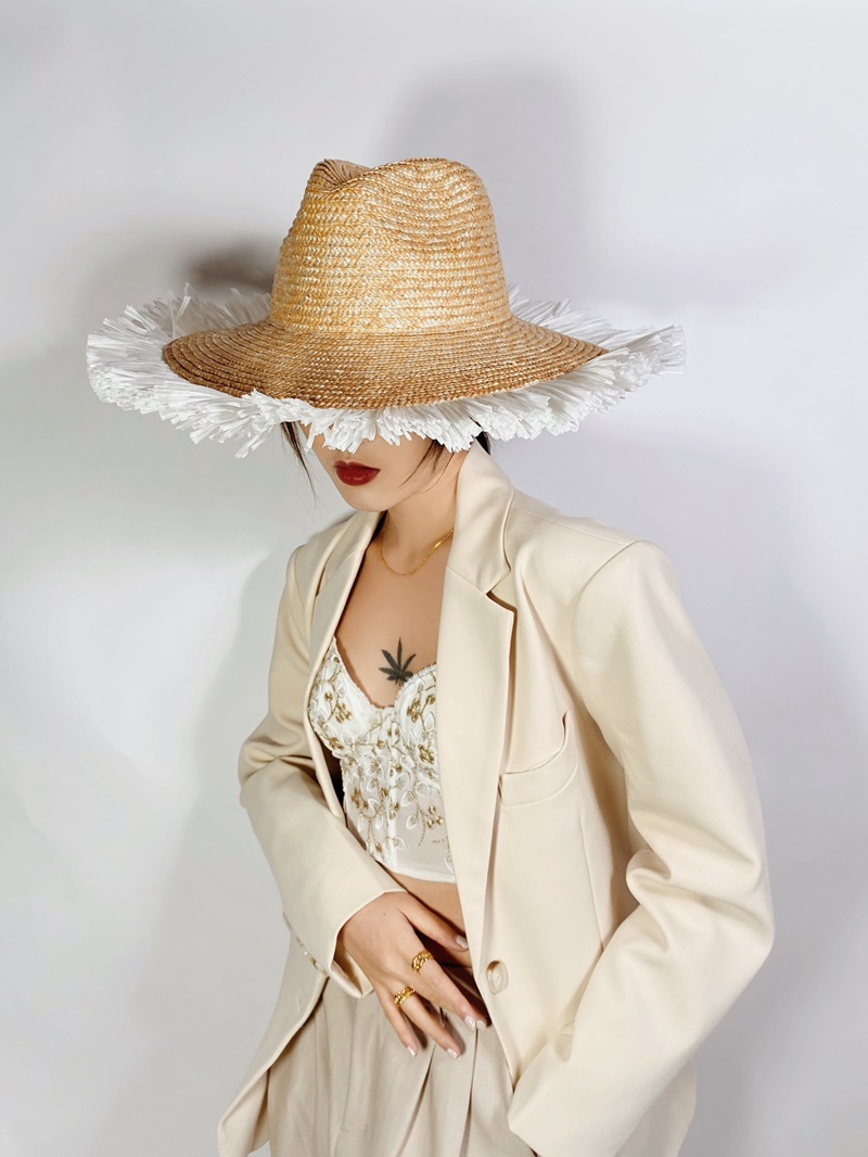 Sun Hat Fashion Wind Straw Women's Burrs Straw Hat