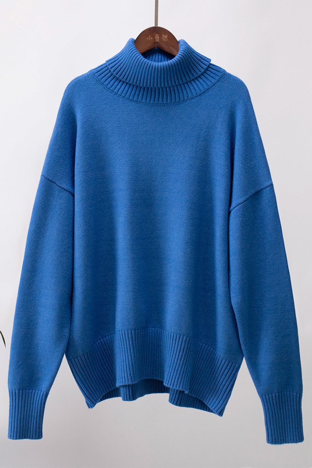 Maxct &Turtle Neck Dropped Shoulder Sweater