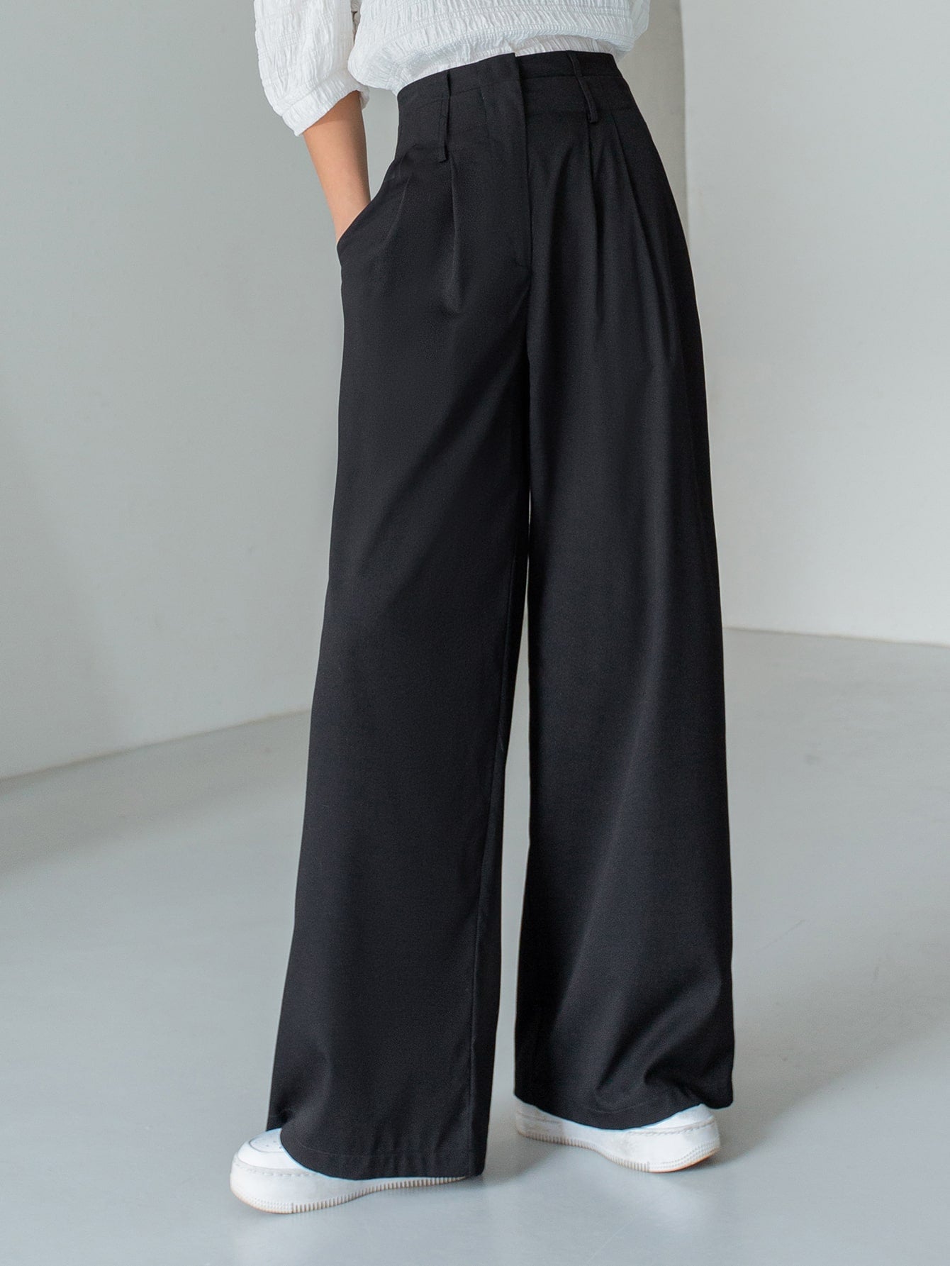 Maxct Slant Pockets Wide Leg Tailored Pants