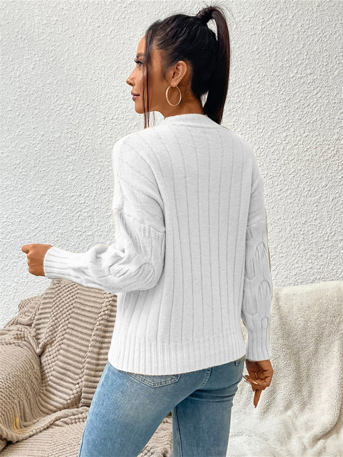 Maxct &Round Neck Long Sleeve Sweater