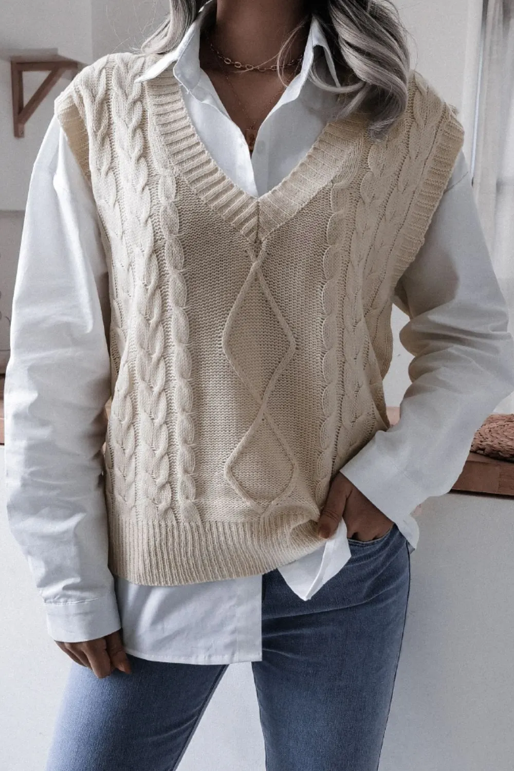 Maxct &Cable-Knit Ribbed V-Neck Sweater Vest