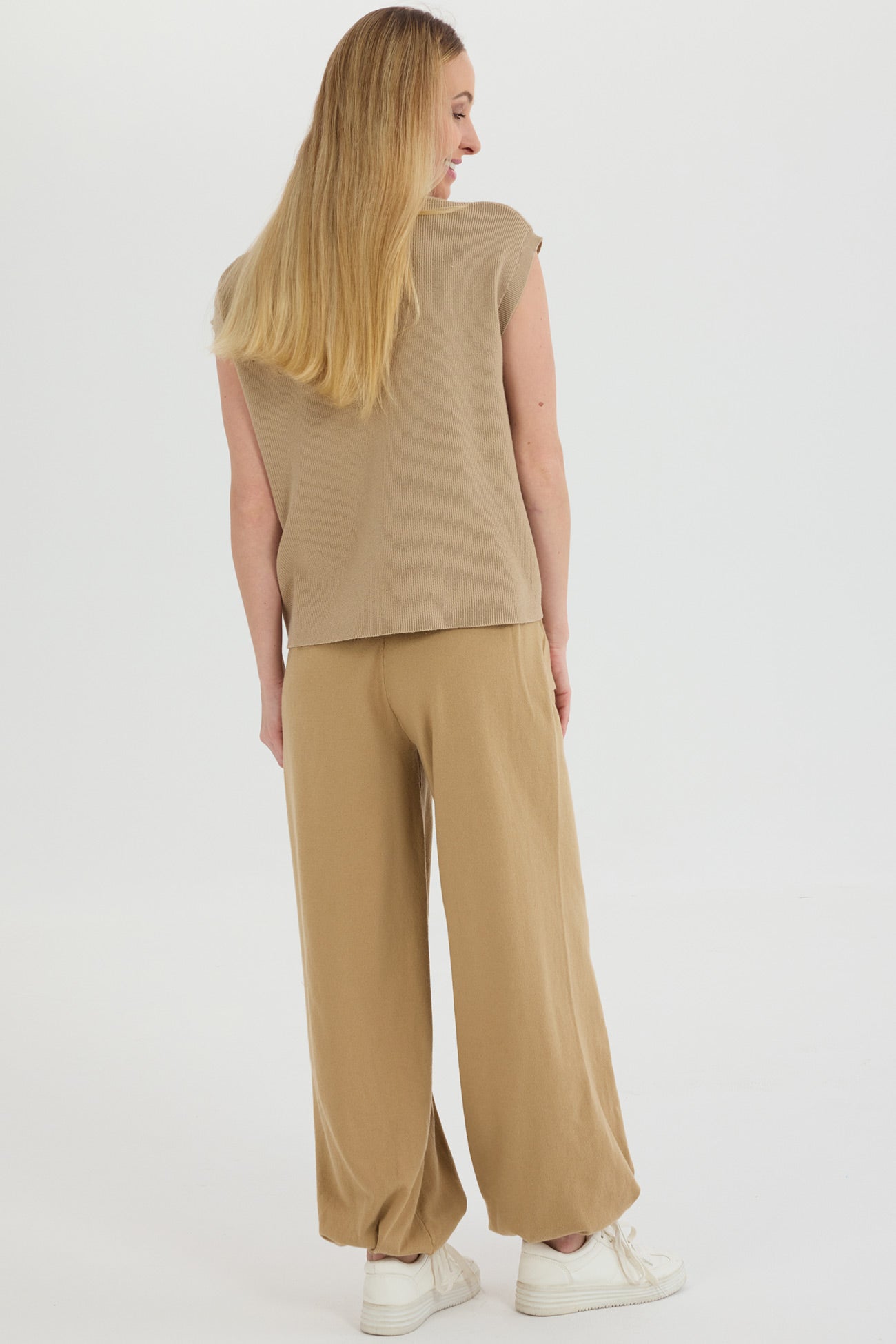 Maxct V Neck Knit Tank Top Pants Suits - Image 6