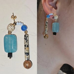 「Chinoiserie」Natural Sandalwood Asymmetric Blue Earrings
