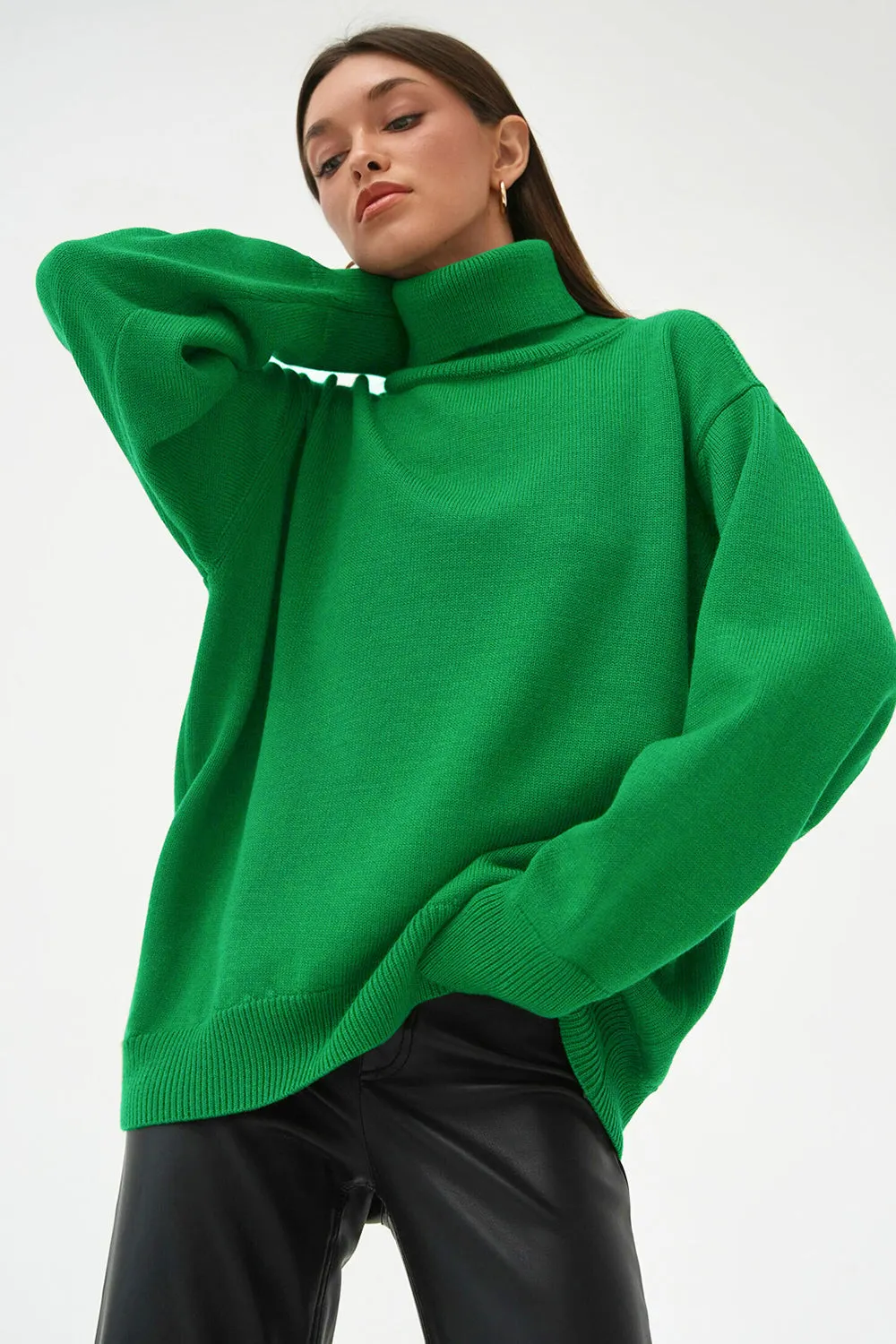 Maxct &Turtle Neck Dropped Shoulder Sweater