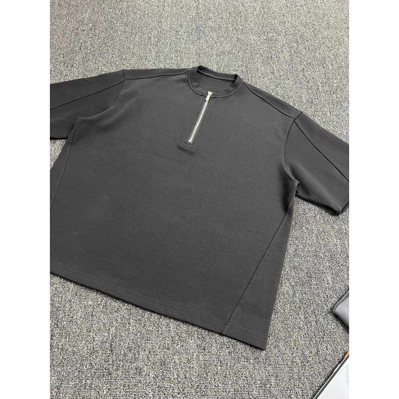 Maxct 90s Streetwear American Style Trendy Brand Niche Simple Pure Cotton Short-sleeved T-shirt Men's Summer New Loose Street Half-zipper Short-sleeved Top - Image 3