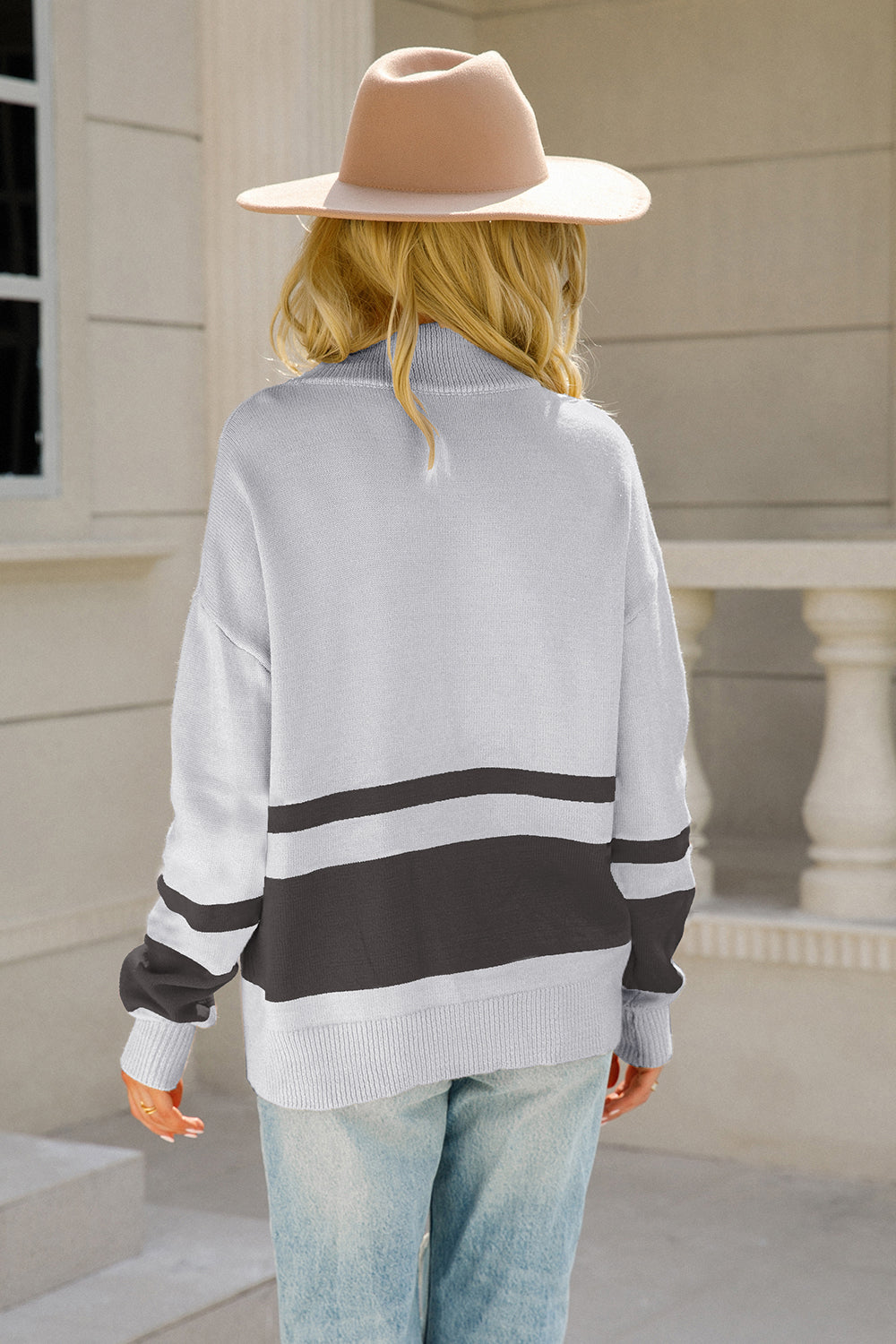 Maxct &Two-Tone Long Sleeve Zip-Up Knit Top
