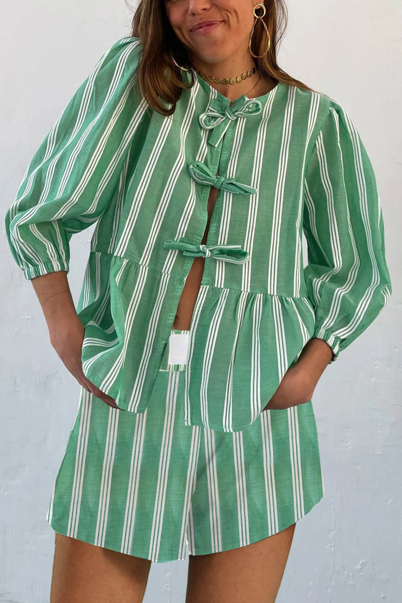 Maxct Contrast Striped Tie-up Blouse Suits