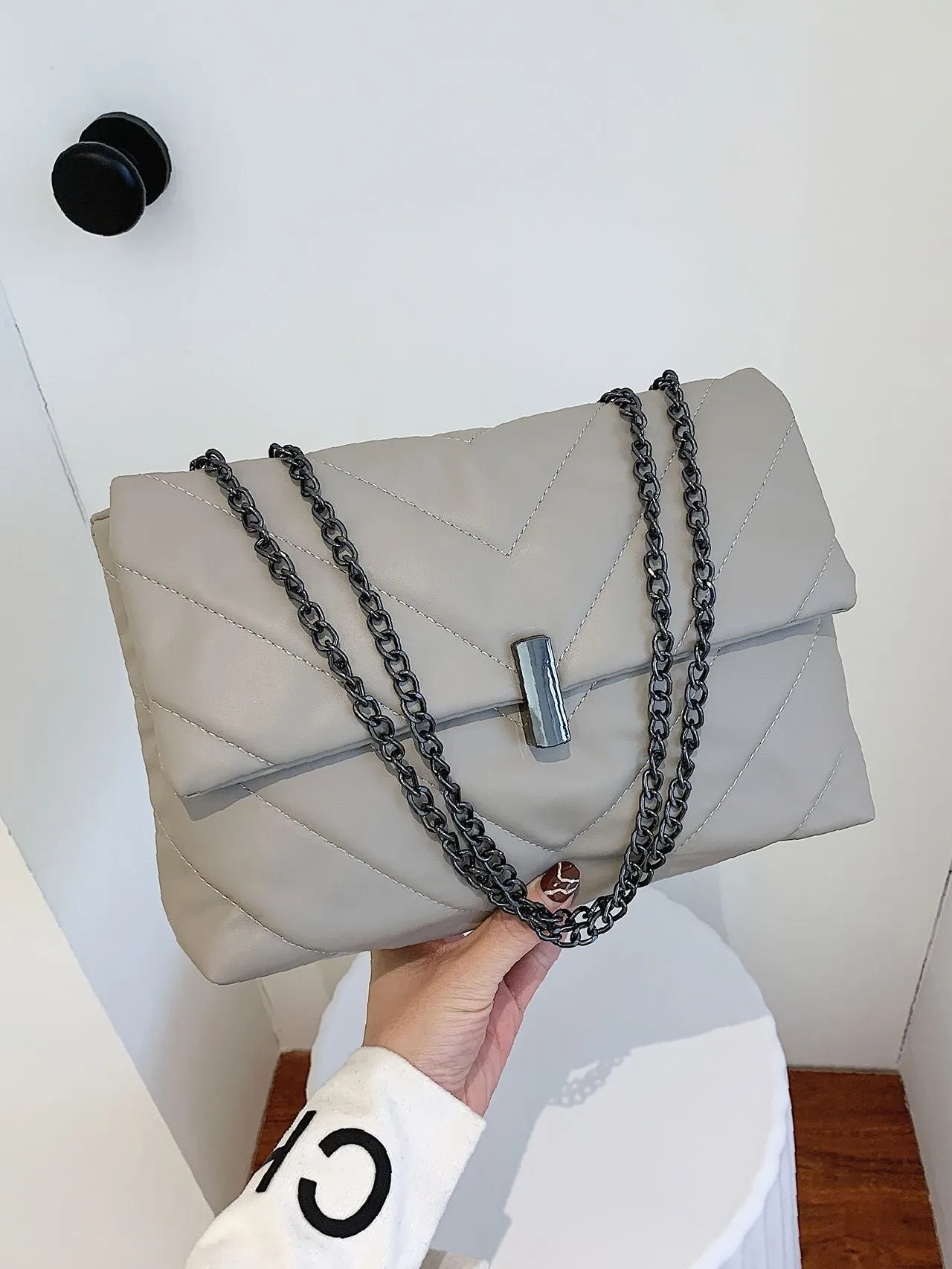 Maxct - Chevron Chain Tote Bag  - Women Tote Bags