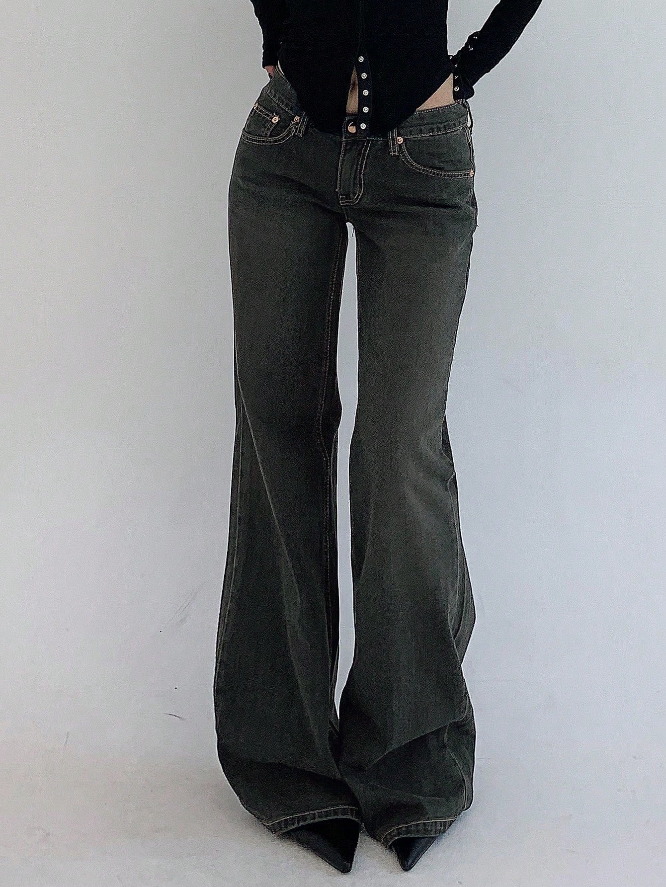 Maxct Women's Fashionable Flared Denim Pants With Pockets