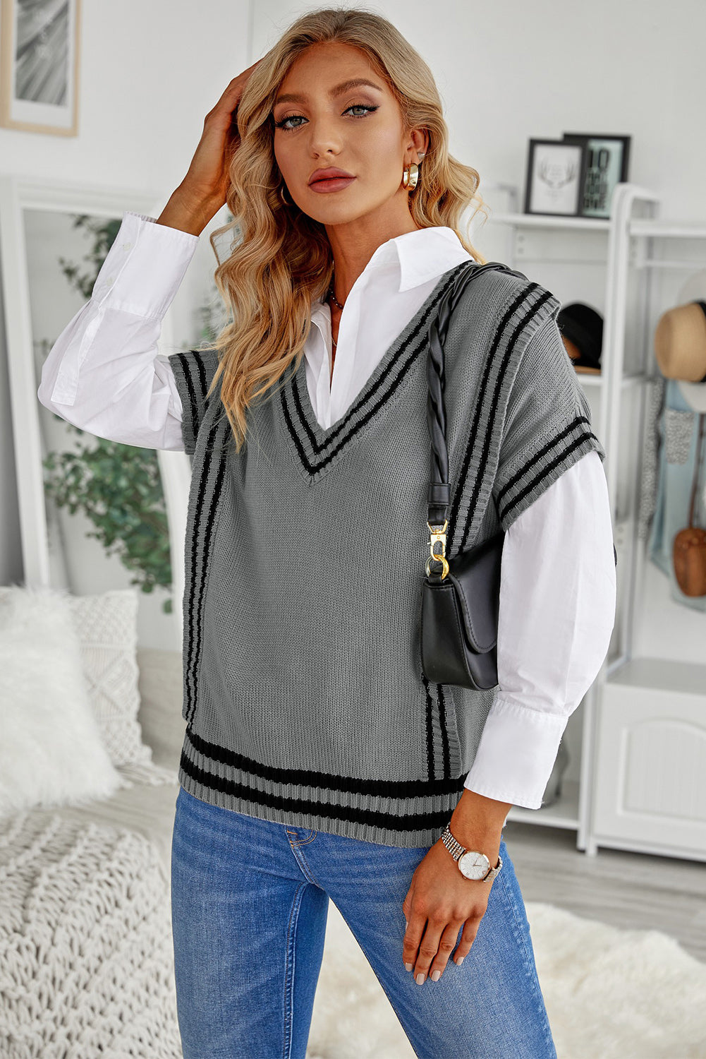 Maxct &Striped Trim V-Neck Sweater Vest