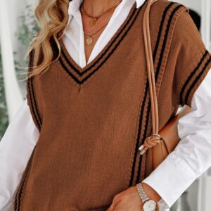 Maxct &Striped Trim V-Neck Sweater Vest