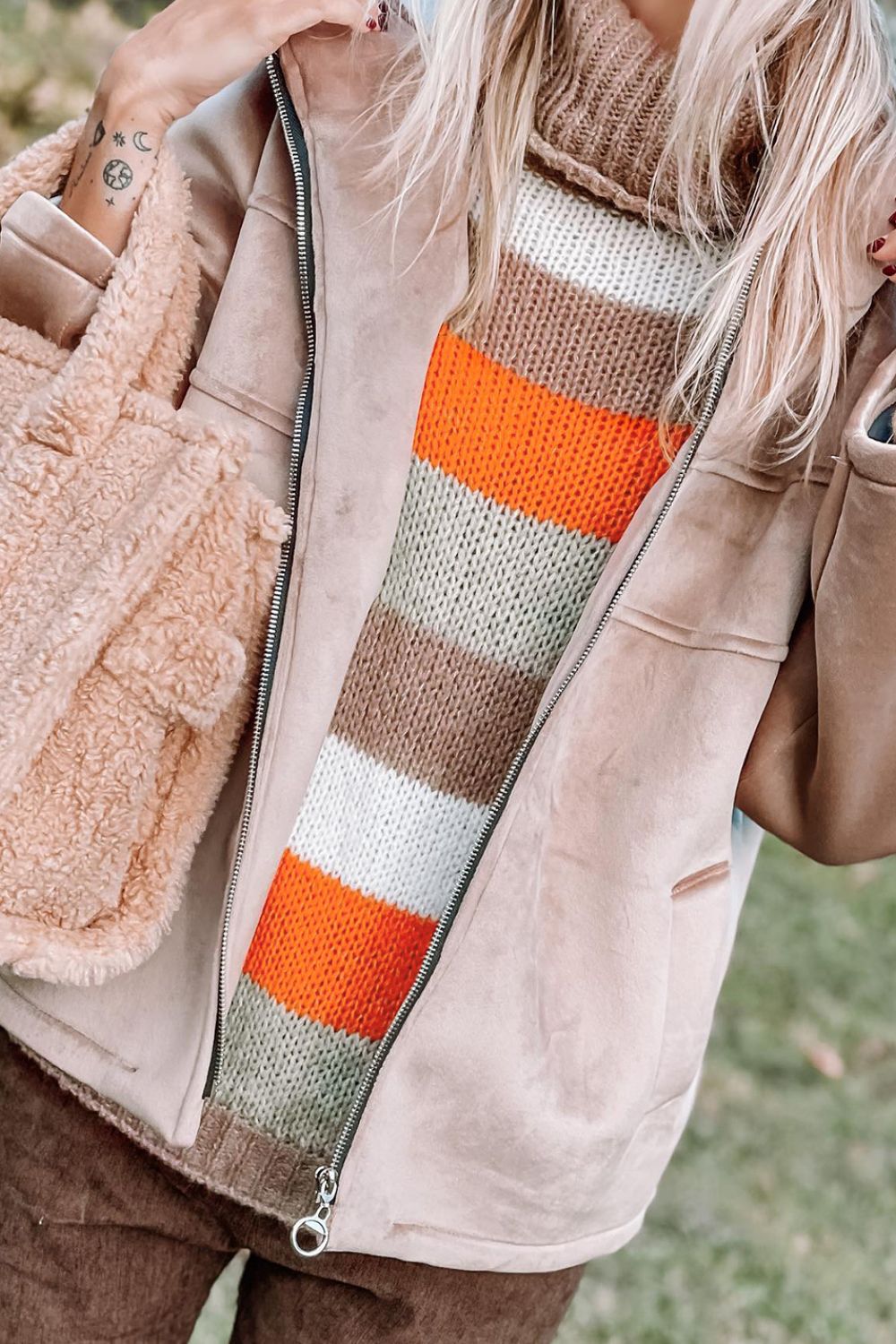Maxct &Color Block Drop Shoulder Turtleneck Sweater