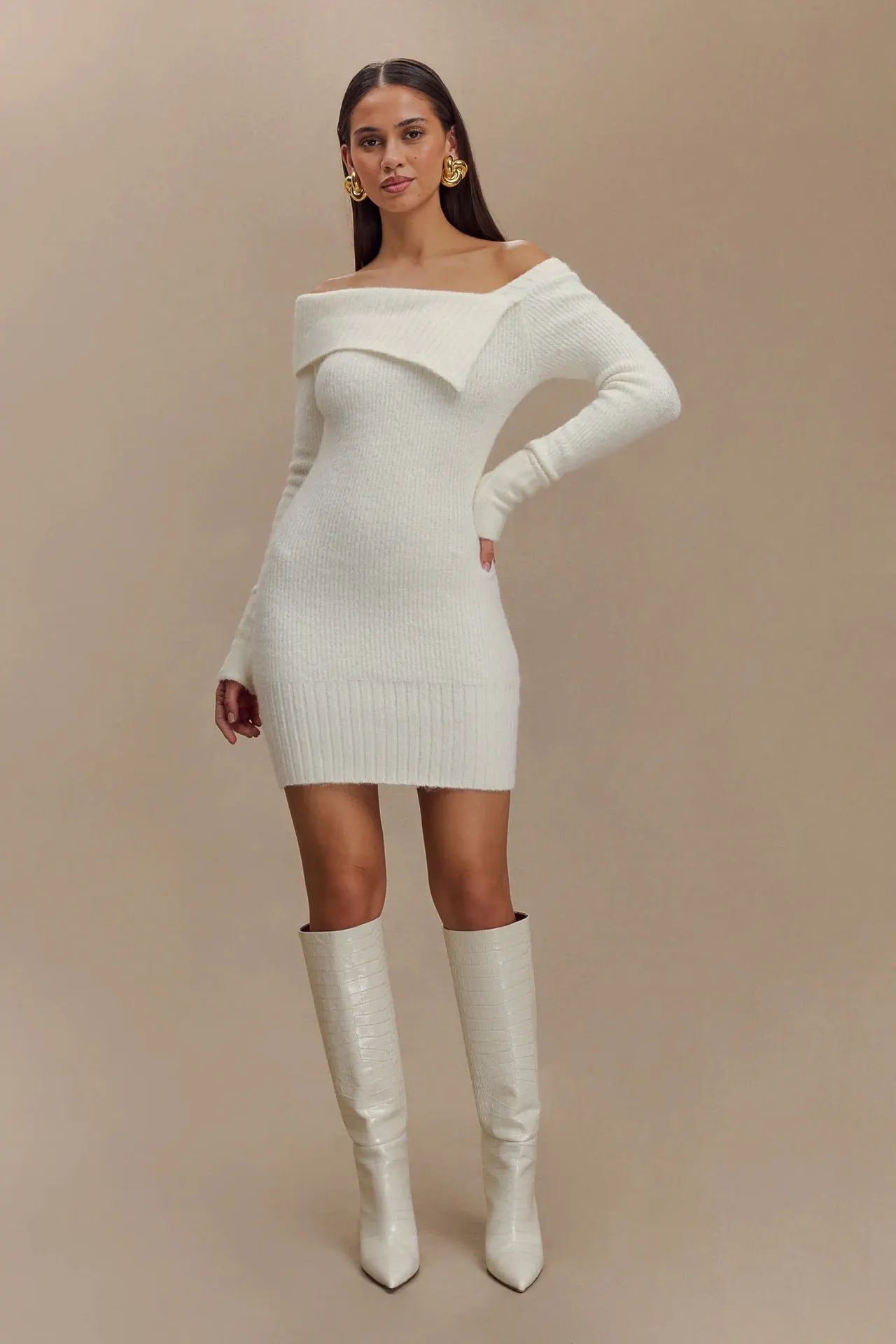 White Collar Long Sleeve Sweater Mini Dress Maxct