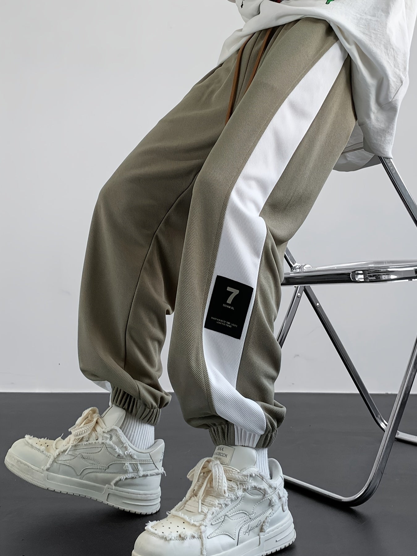 Maxct  Chic Color Block Joggers, Men's Casual Stretch Waist Drawstring Sports Pants Sweatpants