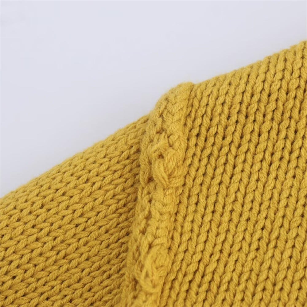 Autumn New Product Women's Sewing Decoration Long Sleeve Round Neck Loose Fork Simple Knitted Shirt
