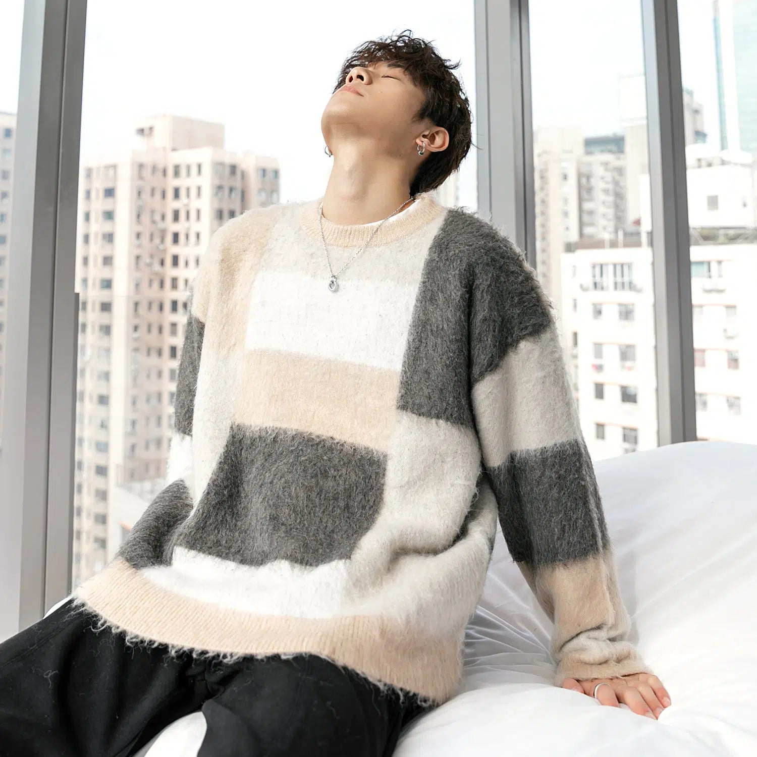 Maxct Color Block Crew Neck Sweater