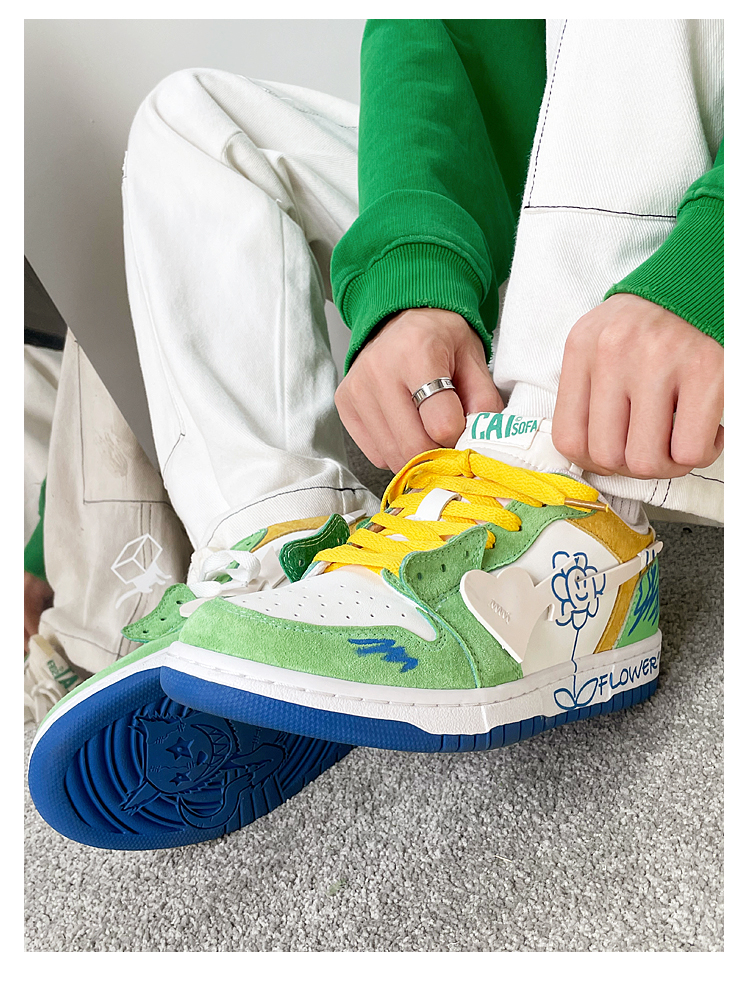 Low-top Graffiti Skateboard Shoes - true deals club