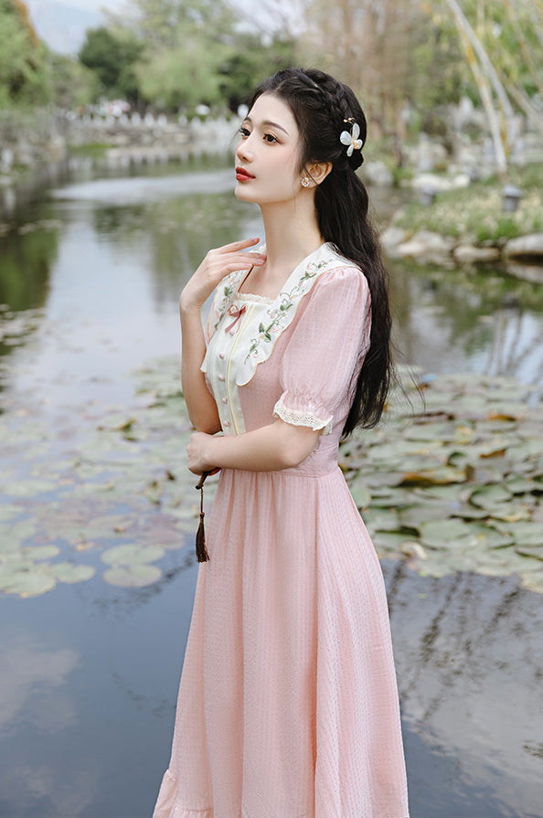 Sweet Floral Embroidered Midi Dress Maxct