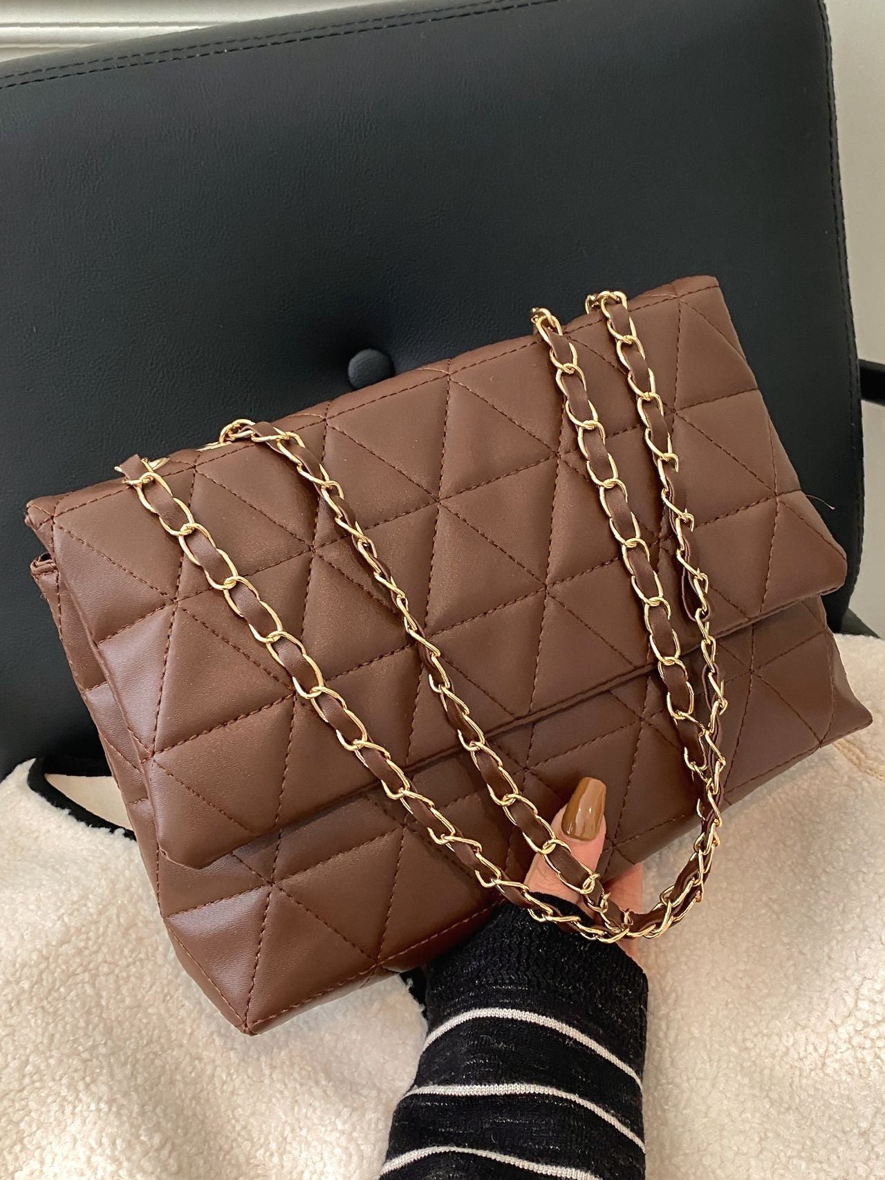 Maxct - Minimalist Quilted Chain Flap Square Bag - Women Tote Bags