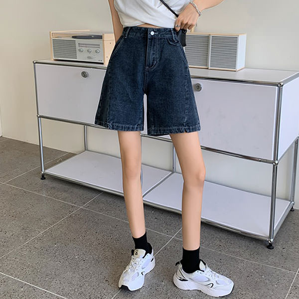 Comfy Cute Bermuda Shorts Maxct