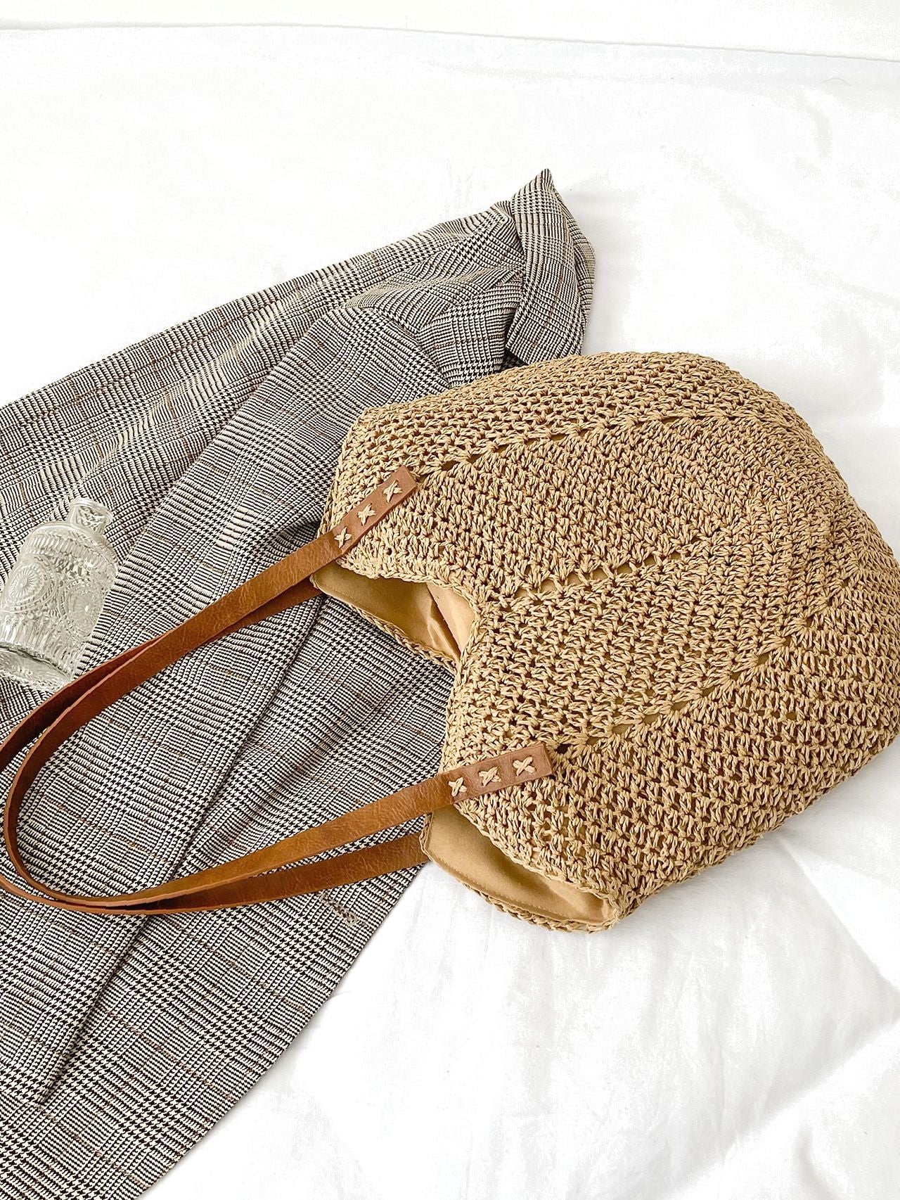 Maxct - Hollow Out Straw Bag  - Women Tote Bags